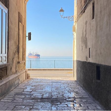Appartamento Via Nitti Taranto Exterior photo